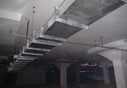 不锈钢焊接风管加工厂地下室通风管道