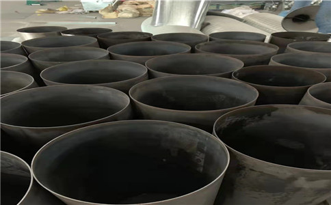 武汉碳钢风管加工厂之碳钢通风管道施工方法通常包括以下步骤：